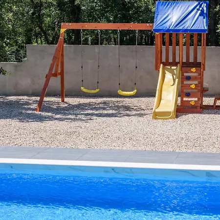 Tempest With Private Pool And Jacuzzi * Slivnica