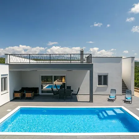 Tempest Private Pool & Jacuzzi Near Zadar *