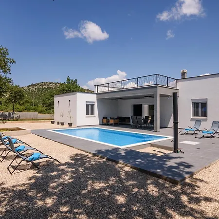Villa Tempest Private Pool & Jacuzzi Near Zadar Villa