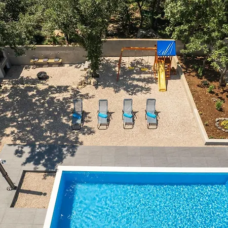 Villa Tempest Private Pool & Jacuzzi Near Zadar * Slivnica