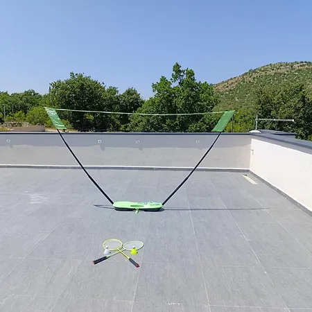 Tempest With Private Pool And Jacuzzi Slivnica