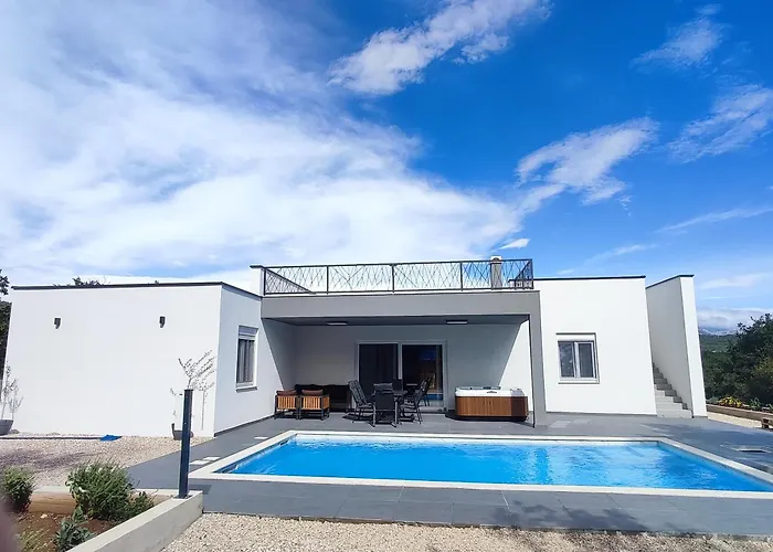 Tempest With Private Pool And Jacuzzi *